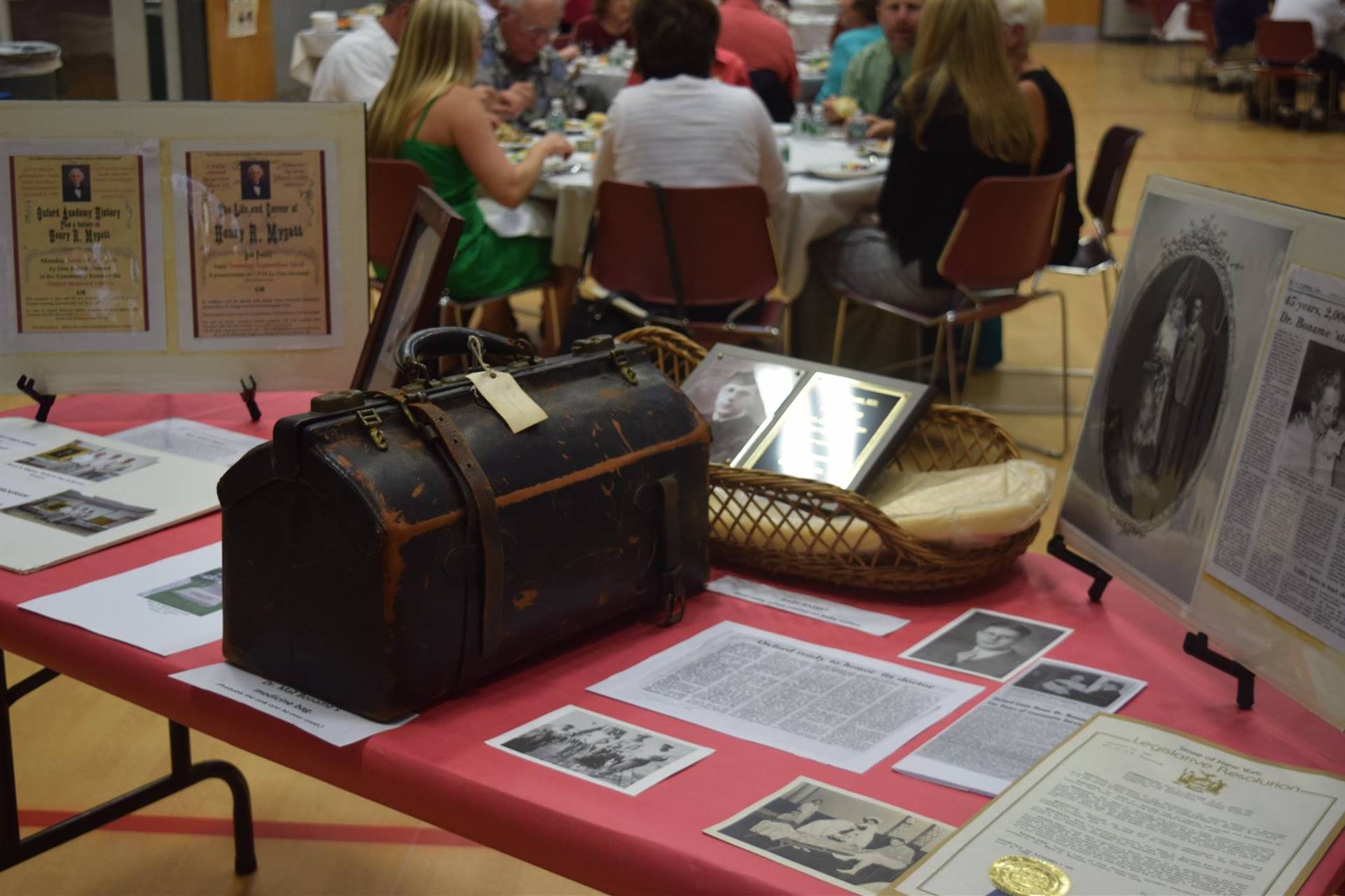 Display of Dr. Boname's medical bag.