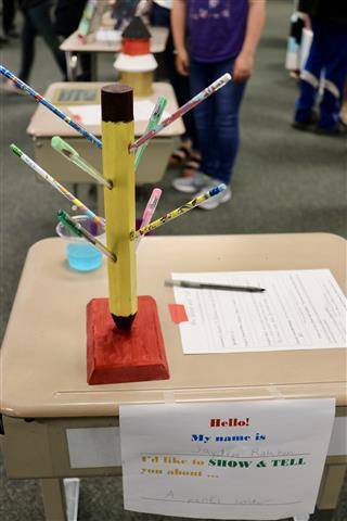 pencil holder display