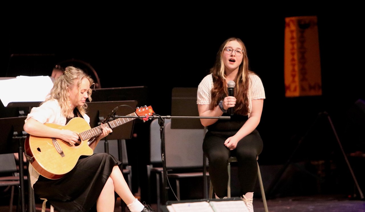 HS student singing her single